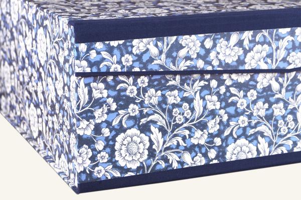 Blau- weiße Ordnungsbox "Fanni", Renaissanceblumen